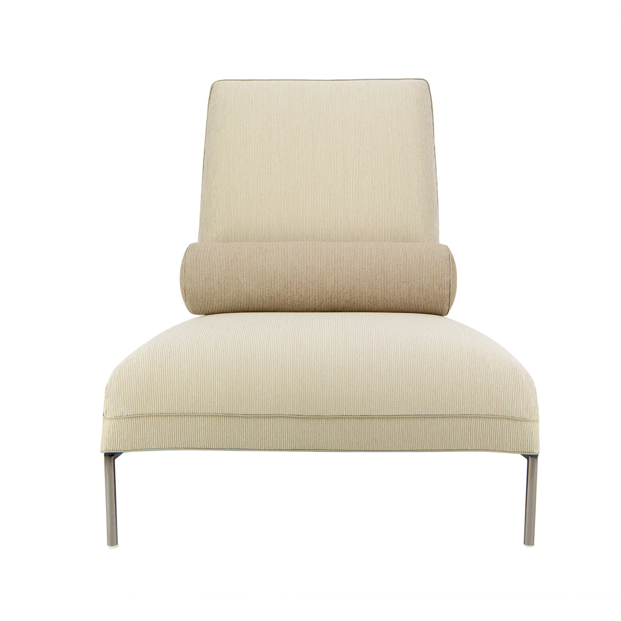 Nomade lounge chair with pillow. Front view. Made ERBA in Italy.